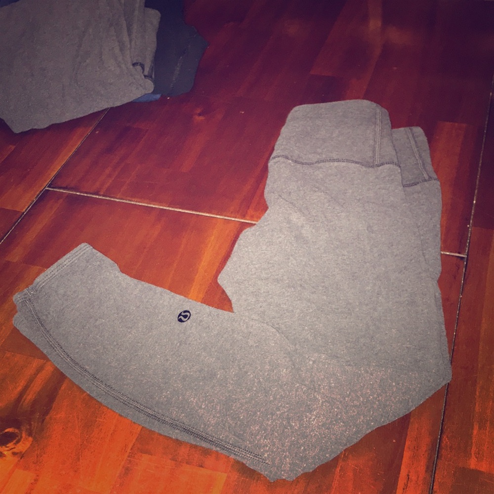 Grey Lululemon leggings
